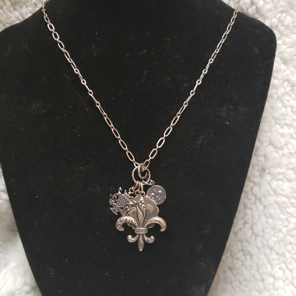 Catherine Popesco Jewelry - Catherine Popesco Fluer De Lis Necklace